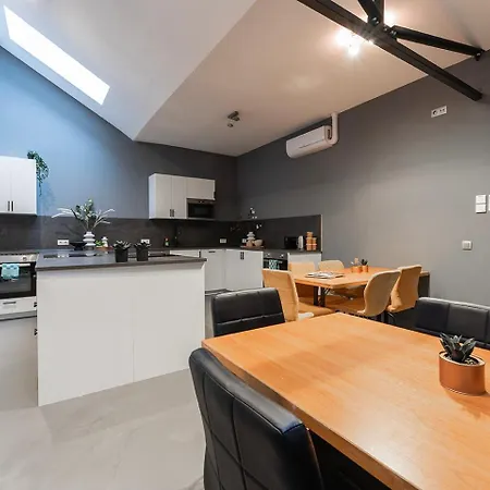 Stylish Near Gouden Ham Wifi Ac